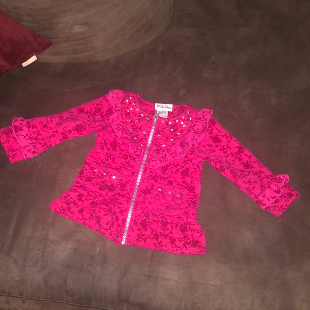gorgeous cranberry colored coat with zipper 🥰